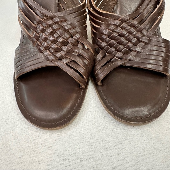 𝅺MICHAEL Michael Kors Brown Woven Leather Wedge Open Toe Sandal 9 - Picture 4 of 12